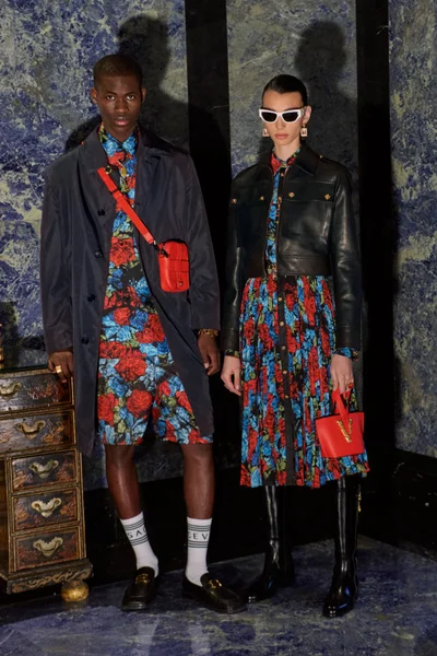 Look 19